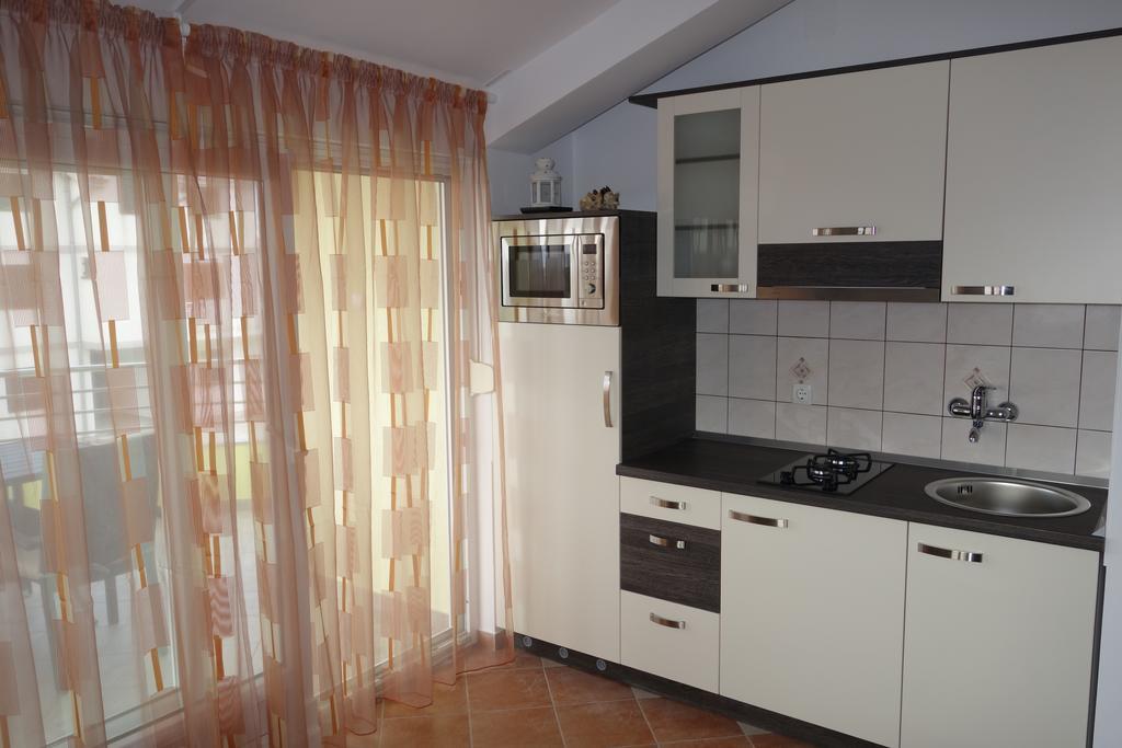 Apartments Soldinn Привлака Стая снимка